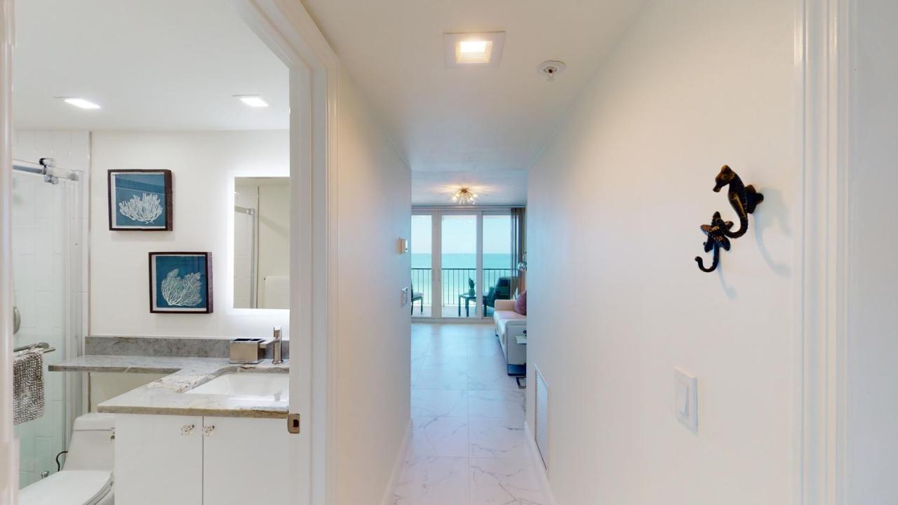 Totally Renovated Beachfront Condo At Apollo! มาร์โกไอส์แลนด์ ภายนอก รูปภาพ